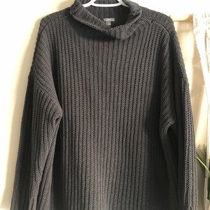 American Eagle Oversized sweater